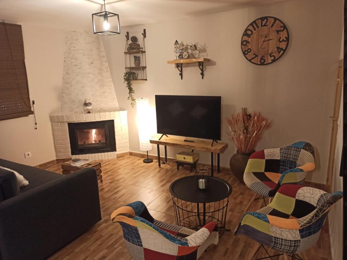 La Casa De La Abuela Desi Villa Casavieja Bagian luar foto